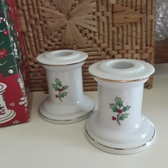 Vintage SHIBATA Fine Porcelain Christmas Candle Sticks - Picture 3 of 6